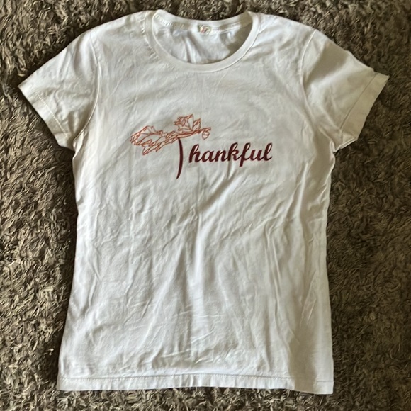 Custom M Thankful shirt - Picture 2 of 4